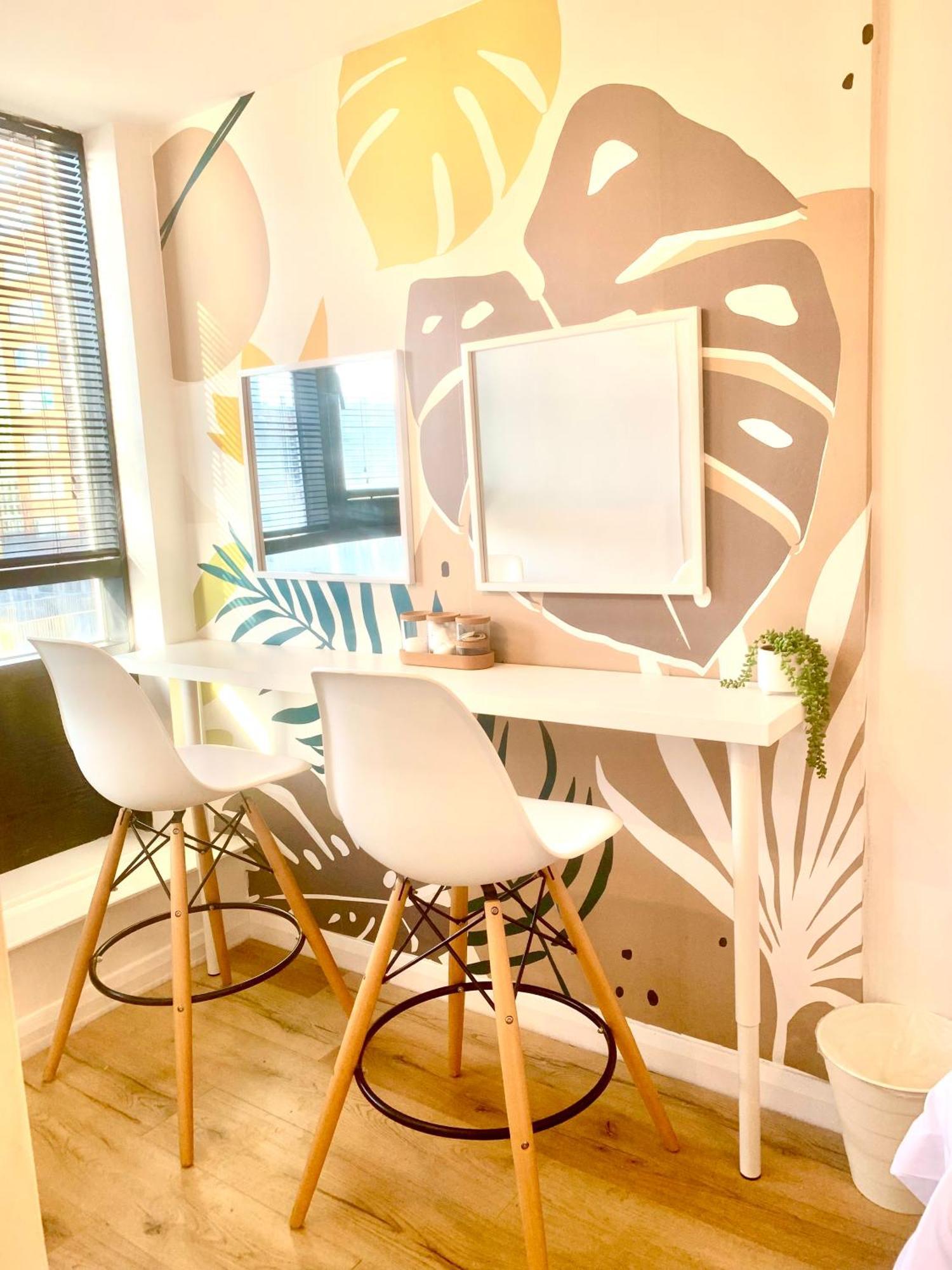 Large Stylish 3 Bedroom City Centre Apartment Free Secure Parking リヴァプール エクステリア 写真